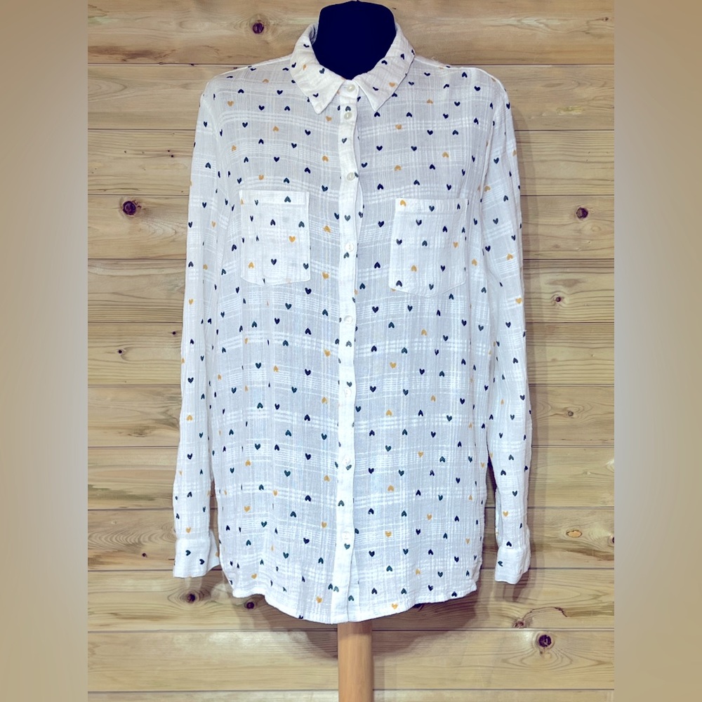 M&CO Heart Print Blouse - Picture 1 of 12